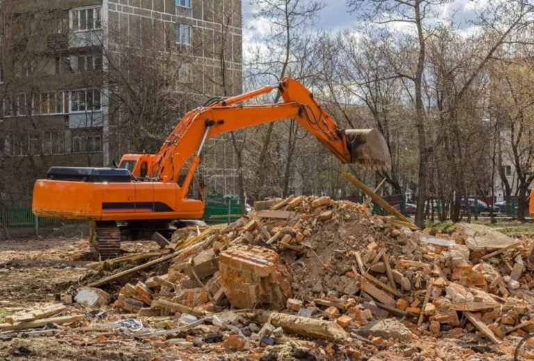 Commercial Waste Management Waste Collection and Disposal Services in Omaha NE | Omaha Hauling